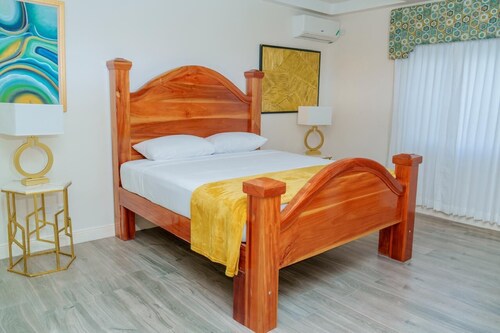 Royale Jazz Hotel 