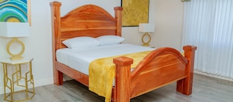 Royale Jazz Hotel