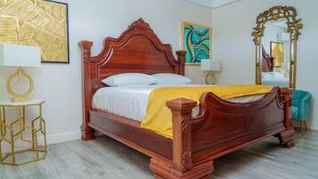 Comfort Studio Suite, Non Smoking | Blackout drapes, iron/ironing board, free WiFi