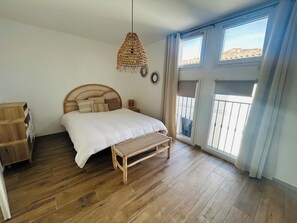 3 bedrooms, iron/ironing board, travel cot, free WiFi - Marina with magnificent view of the lake 3bed- 2 parkings - wifi (Aigues-Mortes)