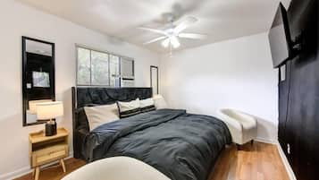 1 bedroom, iron/ironing board, internet, bed sheets