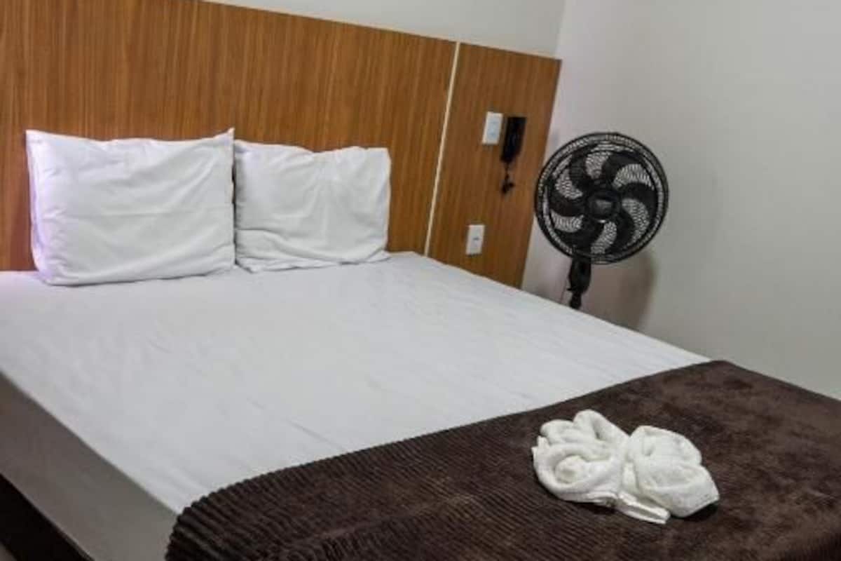 Habitación superior | Wifi gratis y ropa de cama