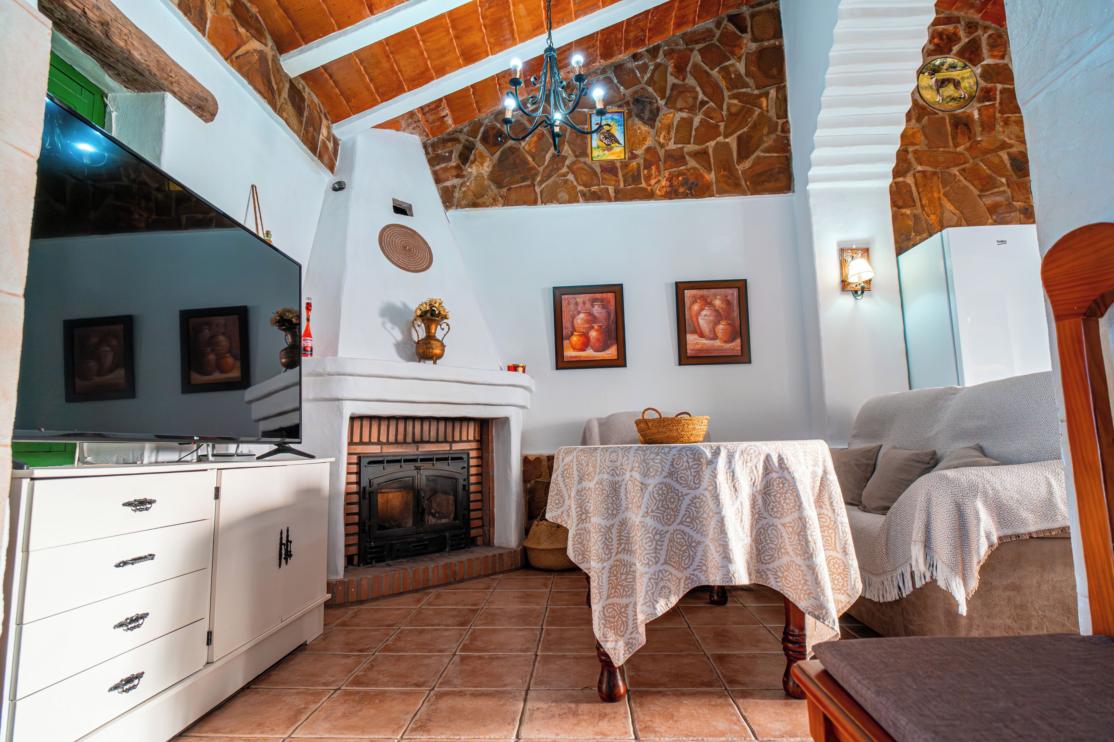 Casa Rural Luna Viña, En Un Entorno Andaluz E Ideal Para Familias - Mollina