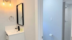 Shower, hair dryer - Sun-Joy Beach Stay#6, 5-Min Walk, Central Location (Myrtle Beach)