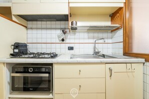 Refrigerador y microondas 