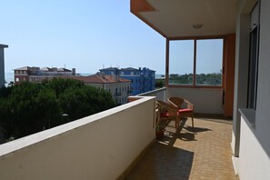 Property grounds - P069 – Porto Recanati, Comfortable Three-Room Apartment with Sea View (Porto Recanati)