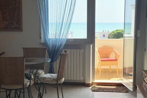 Interior - P069 – Porto Recanati, Comfortable Three-Room Apartment with Sea View (Porto Recanati)