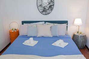 2 bedrooms, iron/ironing board - The Professor, Marine Lands (Lerici)