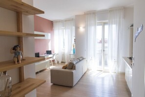 Living area - Nadì Home with sea view in Pesaro by Yohome (Pesaro)