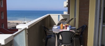 Nadì Home with sea view in Pesaro by Yohome
