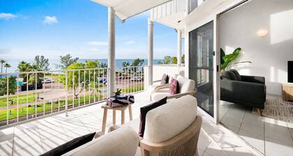 Nightcliff Oceanview Top floor Retreat