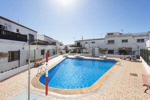 Pool - Charming 1BR Apartment - Pool - Terrace & BBQ - AC (Santa Cruz de Tenerife)