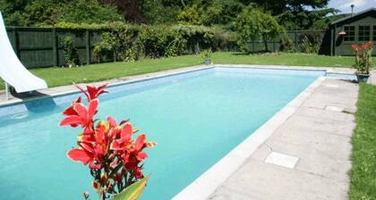 Blairgowrie House - Thirteen Bedroom Villa, Sleeps 24