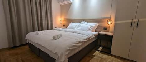 Apartment, Garden View