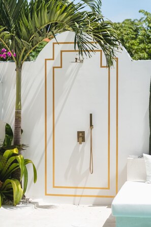 Property grounds - Villa Makai in Canggu (Canggu)