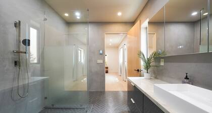 Spacious 4-bedroom house in fantastic San Pedro with AC