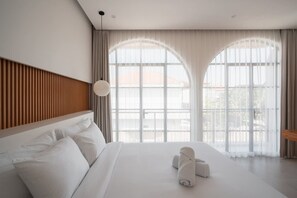 Desk, free WiFi, bed sheets - Villa Kaia in Kecamatan Kuta Utara (Kecamatan Kuta Utara)