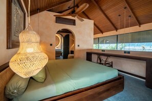 Desk, iron/ironing board, free WiFi, bed sheets - The Mystik Loft Serenity (Pererenan)