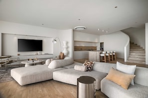 Living area - Villa Namiko with 4 bedrooms and 4 bathrooms (Unknown)