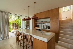 Fridge, microwave, oven, stovetop - Villa Beyond  Seashell (South Kuta)