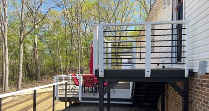 Pet friendly remote rural retreat in New Hill, NC. Very peaceful