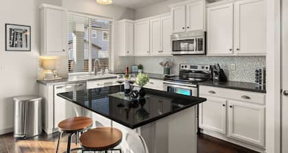 Quiet Boise Retreat|Hot Tub•Game Room• 4BR