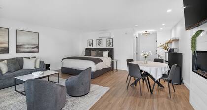 Mytic Inn suite #3-stylish modern