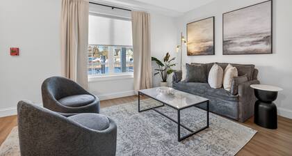 Mytic Inn suite #3-stylish modern