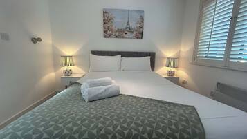 1 bedroom, iron/ironing board, travel cot, WiFi