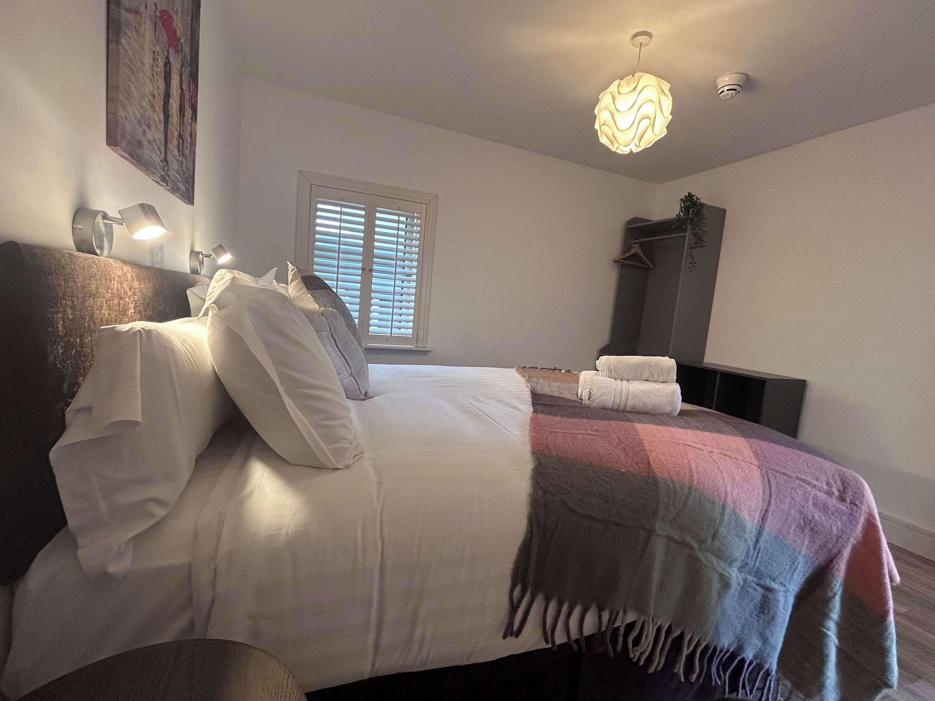 2 bedrooms, iron/ironing board, travel cot, WiFi