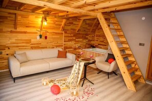 Interior - Seyr-i Mavi Bungalow (Antalya)