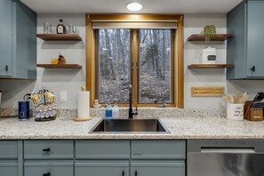 Fridge, microwave, oven, stovetop - Waterville Estate Retreat - Pools and Amenities (Campton)