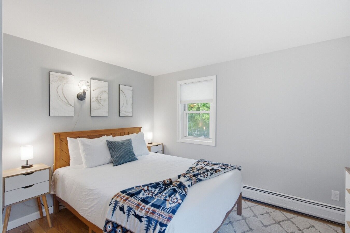 4 chambres, bureau, Wi-Fi, draps fournis