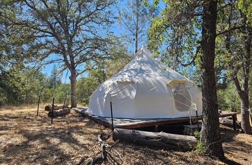 Luxury Lotus Tent in Sierras Gold Country
