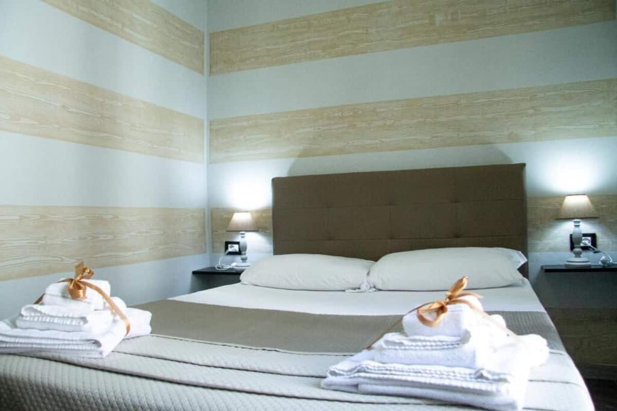 Doppelzimmer, Blick auf den Innenhof