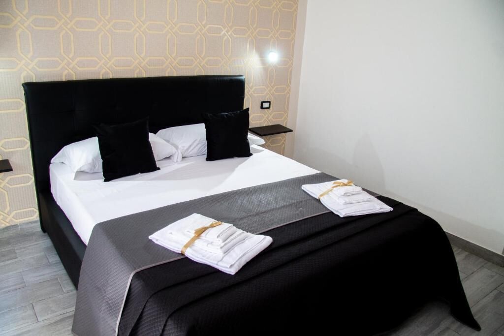 Doppelzimmer, Balkon, Stadtblick