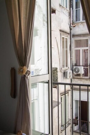 Double Room, Courtyard View | Interior