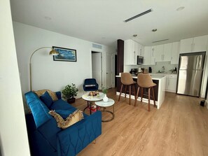 TV - Dream House near Coral Gables & Coconut Grove (Miami)