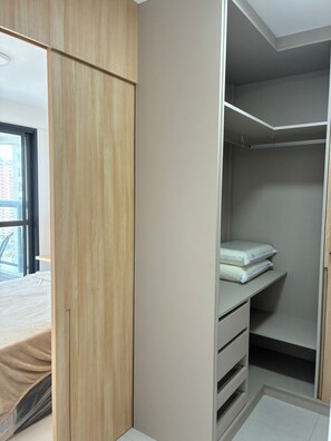 Room - Apartment. Beach Class Jaguaribe, with ocean views. (Salvador)