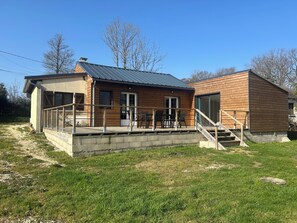 Exterior - Vrbo Property (Diges)