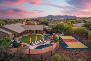 Sports court - Suncrest Retreat - Pool, Pickleball, Theater (Scottsdale)