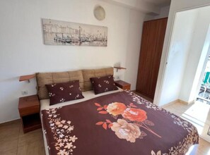 Room - Villa Teodora Mare - Studio with Sea View (App 2) (Petrovac na Moru)