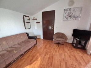 TV - Villa Teodora Mare - Standard Studio (App 4) (Petrovac na Moru)