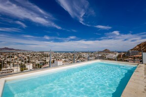Pool - Hotel suite with ocean-view rooftop infinity pool, balconies & AC - dog-friendly (Cabo San Lucas)