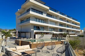 Terrace/patio - Peaceful coastal stay with pool, balcony & fitness center (Cabo San Lucas)