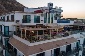 Exterior - Dog-friendly apartment with rooftop infinity pool, gym, central AC, & balcony (Cabo San Lucas)