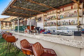 Bar (on property) - Cerro Colorado Condo | Condo in Cabo San Lucas (Cabo San Lucas)