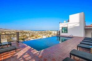 Pool - Cerro Colorado Condo | Condo in Cabo San Lucas (Cabo San Lucas)