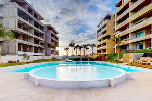 Pool - Spectacular Vista Vela Condos - near major attractions, AC & balcony grill (Cabo San Lucas)