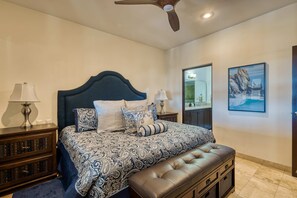 Iron/ironing board, WiFi, bed sheets - Stylish condo with pool, ocean views, fitness & private patio grill (Cabo San Lucas)